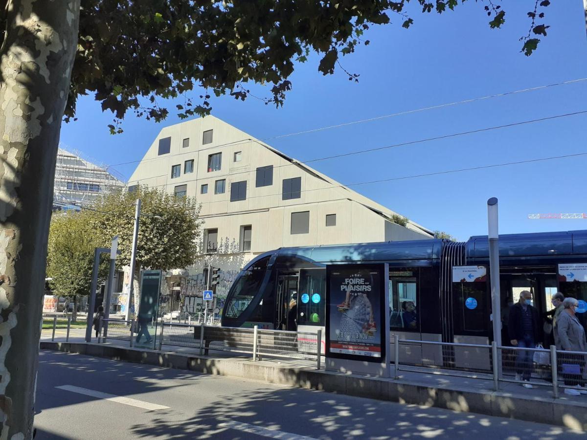 Une chambre à l'Economat Bordeaux Extérieur photo